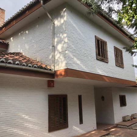 Estupenda Villa Con Piscina 5 Minutos Centro Granada Prohibido Fiestas Luaran gambar